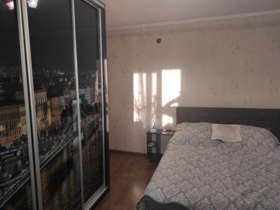 Продам квартиру в Каневі Канів