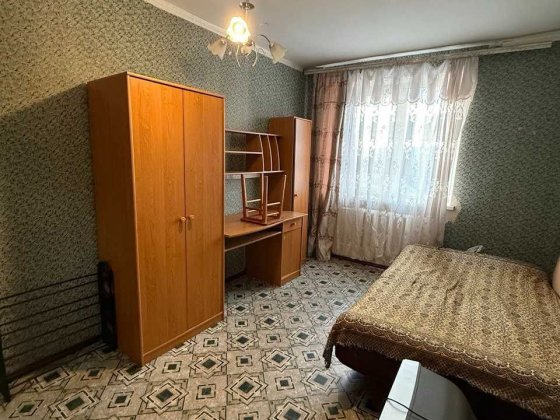 Продається двокімнатна комунальна квартира Чорноморськ