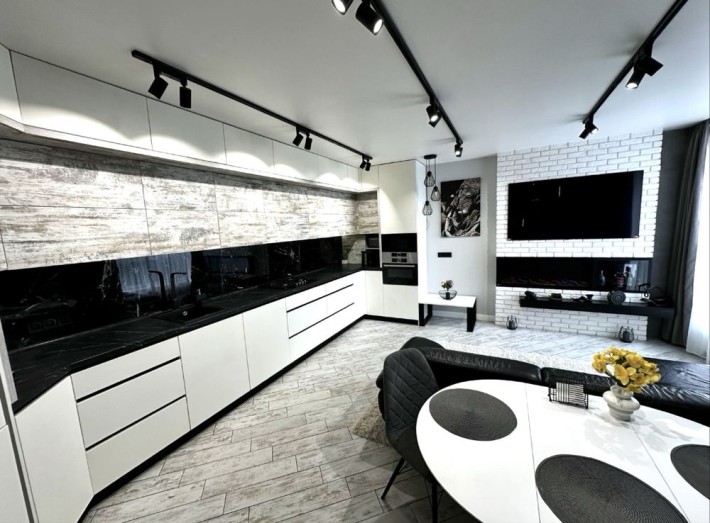 Дорога, якісна та стильна євро3к квартира 75м2! ЖК На Прорізній! - фото 1