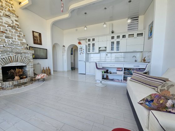 Продам однокомнатную квартиру в городе Черноморск Чорноморськ