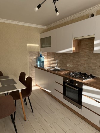 Продаж двоярусна квартира з сучасним ремонтом у відмінному стані - фото 1