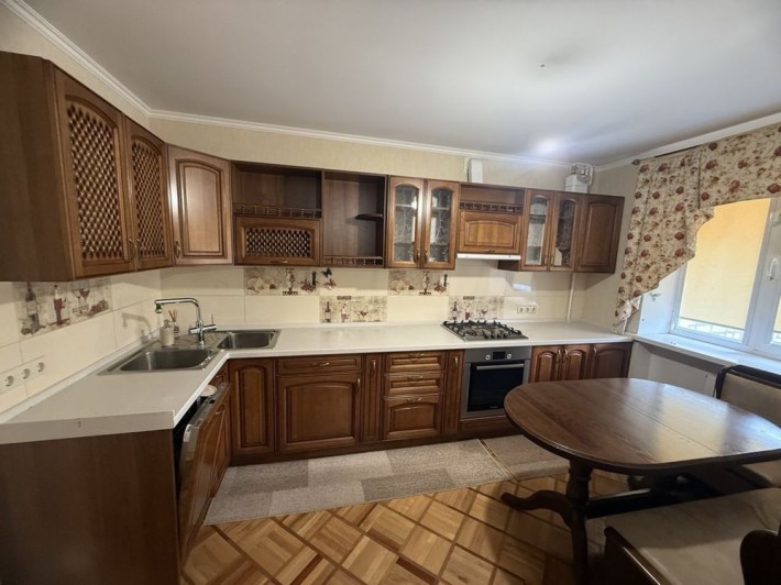 Квартира с капитальным ремонтом. Вид на море - фото 1