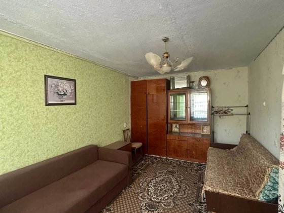 Продаж секції, Електрон, район Планово-економічного коледжу Кам'янець-Подільський