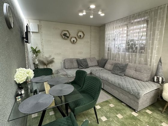 Продам 2-кімнатну квартиру Кам'янець-Подільський