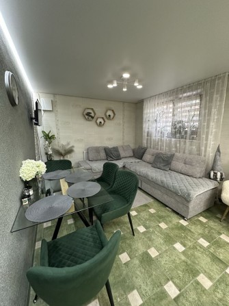 Продам 2-кімнатну квартиру - фото 1