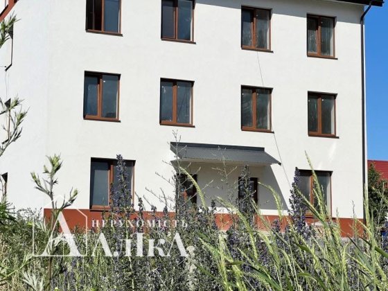 Продам 1-кімнатну квартиру з окремим входом в новобудові Каменец-Подольский