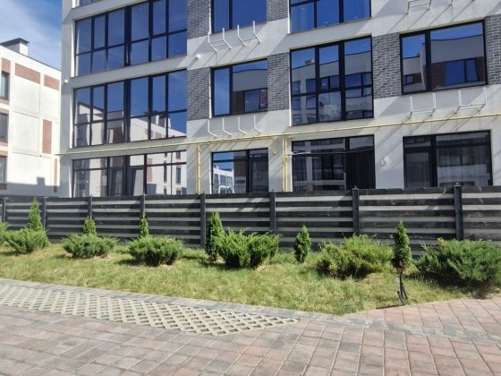 Квартира з індивідуальним газовим опаленням в зданому будинку Гостомель