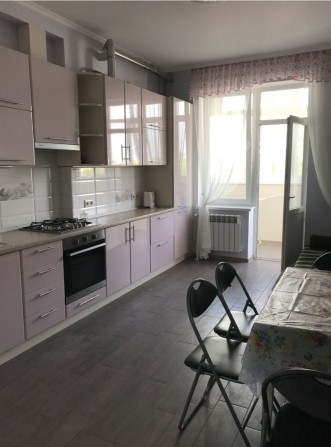 Продам однокімнатну кватиру з автономним опаленням м.Чорноморськ - фото 1
