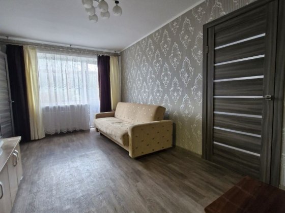 3к квартира в центрі міста Конотоп