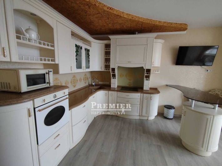 До продажу унікальна 3 кімн. квартира - фото 1