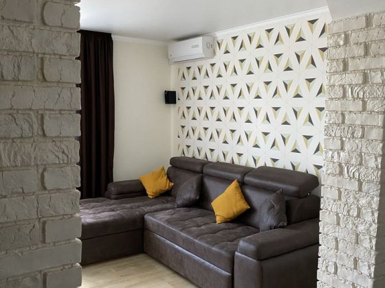 Продається 3-кім. квартира вул. Київська Коростень