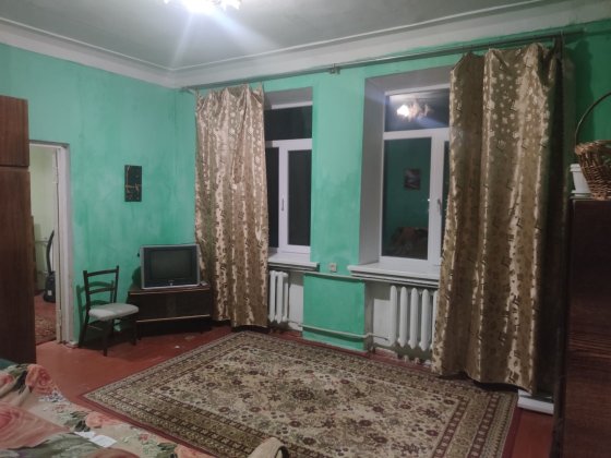 Продаю 2-х кімнатну квартиру в Центрі міста Коростень