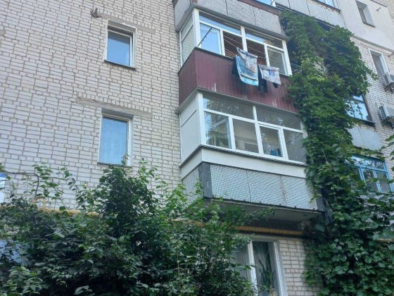 Продам 3 кімнатну квартиру з гарною локацією. Коростень