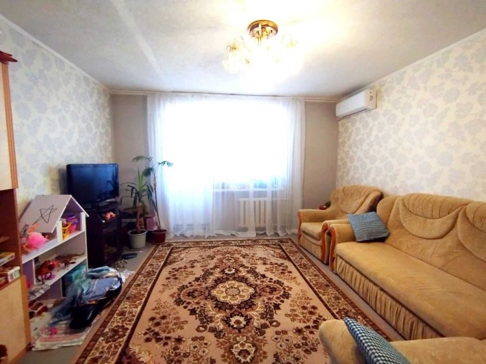 Продам 3к в 9ти, центр города, проспект Мира,  район Таврии - фото 1