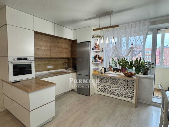 До продажу 2 кімн. квартира з видом на море Чорноморськ