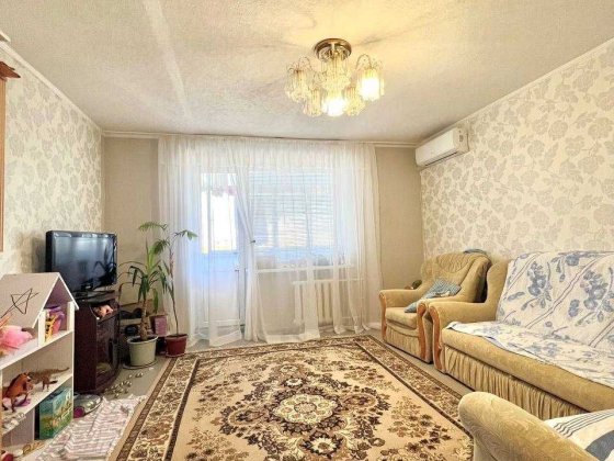 У продажу 3к к-ра у центрі,чеський проект,теплий ценляний будинок! Чорноморськ