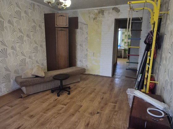 Продам 2-х кімнатну квартиру, р-н Гастелло Коростень