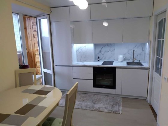 Продаю простору 2к квартиру поліпшеної планіровки (Військове містечко) Коростень