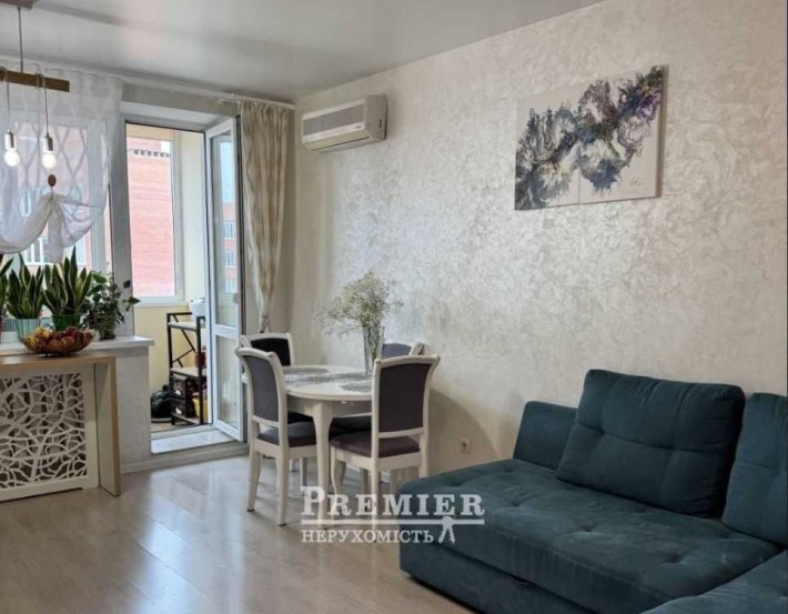 Простора 2-кімнатна квартира з лоджіями та охороною, біля моря - фото 1