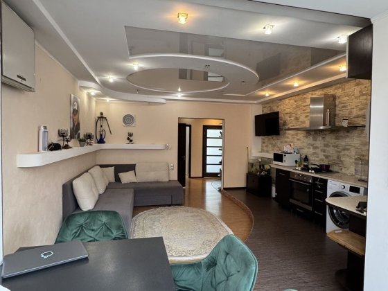 Продам 2к.квартиру Монолит Море через дорогу Чорноморськ