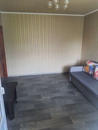 Продам  2-х ком. квартиру - фото 1