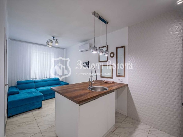 Квартира, 2к. Дизайнерський ремонт. смт Коцюбинське, Бучанський р-н - фото 1