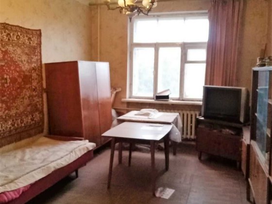 Продається 2 кімнатна сталінка вул. Дружби б. 12 Краматорск