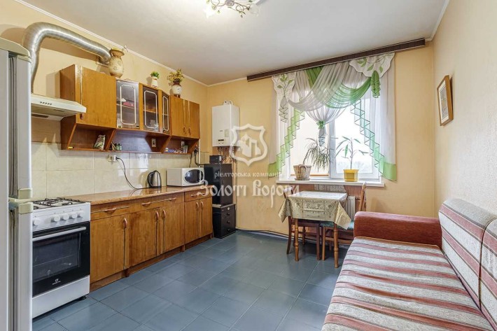 Квартира, 1к. Гарний стан. смт Коцюбинське, Бучанський район - фото 1