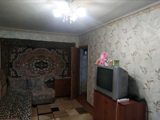 Продам 1 к квартиру(центр) м.Лебедин 