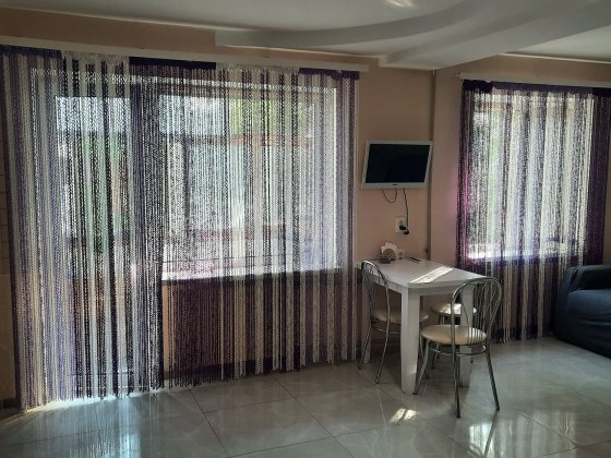 Продам 2к, центр, вул.Богдана Хмельницького Краматорск