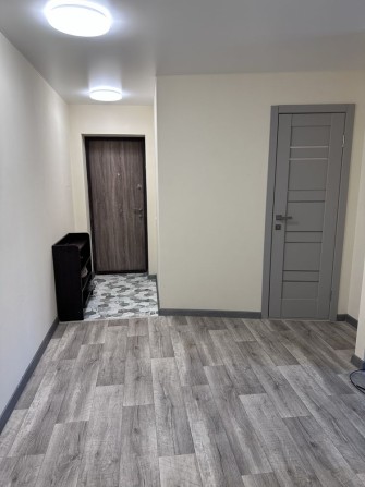 Продам 3-кімнатну квартиру в м. Лозова Харківської області - фото 1