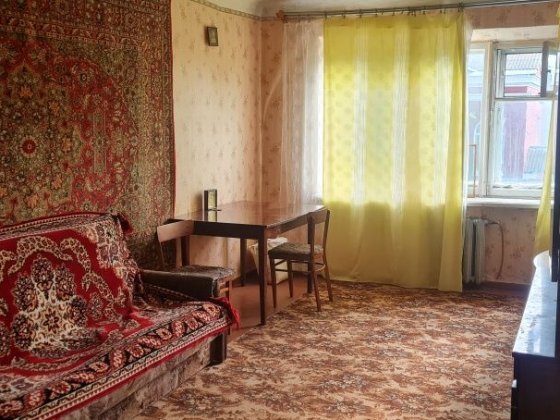 Продам квартиру 2-х кімнатну Лубны