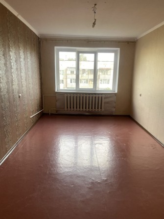 Продам 2-х кім. кв «чешку» на 3- м з МП вікнами - фото 1
