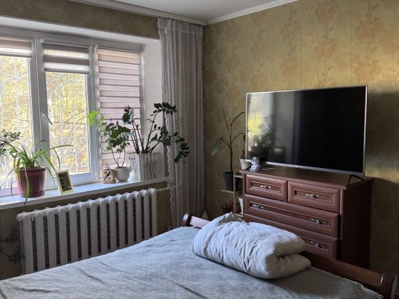 Квартира двокімнатна Лозовая