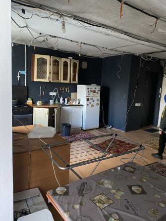 Продам 3-кімнатну квартиру - фото 1