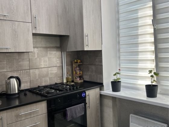 Продам 2-х комнатную квартиру Марганец