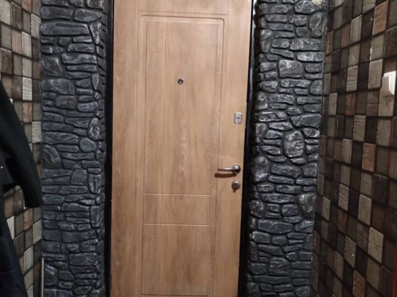 2х комн квартира на 2м микрорайоне Лозова