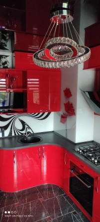 Продам 3-х кімнатну квартиру на 4 м-ні з меблями та побутовою технікою - фото 1