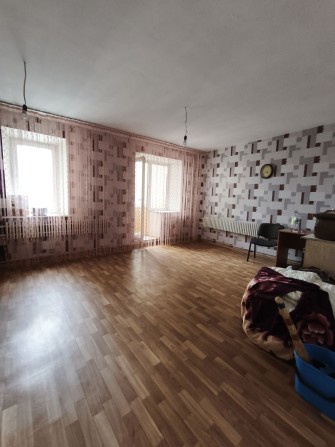 Продам 2кв на 4мн с большой кухней. - фото 1