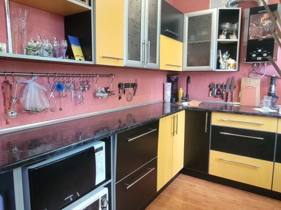 Продам відмінну квартиру. Інститут. Марганец