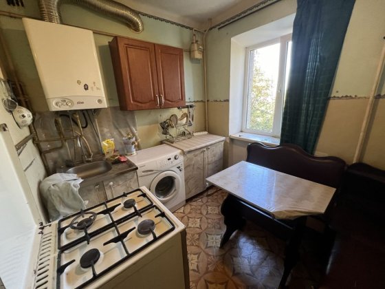 Продам ДВУШКУ 47кв м в центрі Мукачево