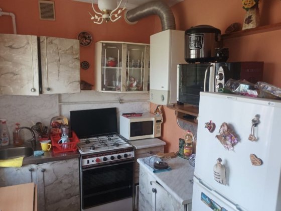 Продаж трьохкімнатной квартири неподалік центра. Мукачеве