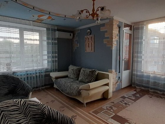 Простора квартира в центрі Ніжина Ніжин