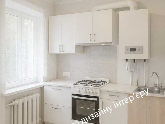 Продам 2-кімнатну квартиру з АВТОНОМНИМ опаленням Нововолынск