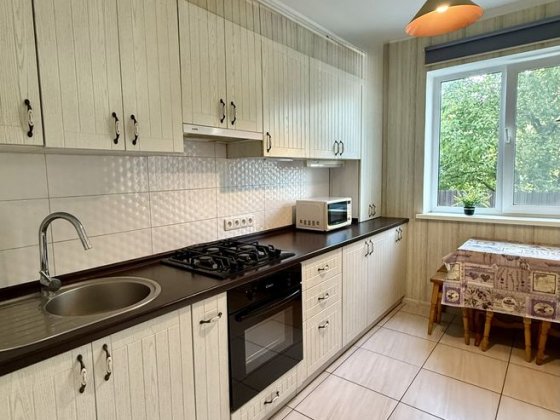 2х кім квартира м. Обухів