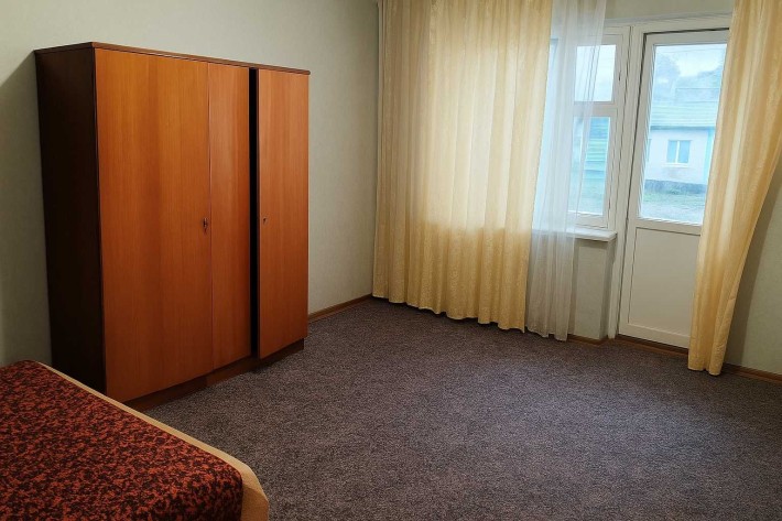 Продаж 3-х кімн. кв-ри, м.Обухів, центр міста - фото 1