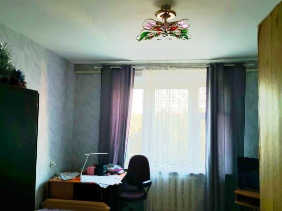 трикімнатна квартира Ромны