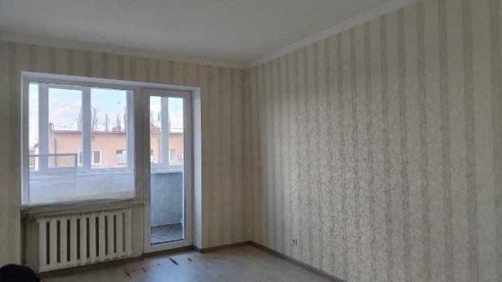 квартира 61 м², 2 кімнати, інд.опалення, кухня-студія, центр поруч - фото 1