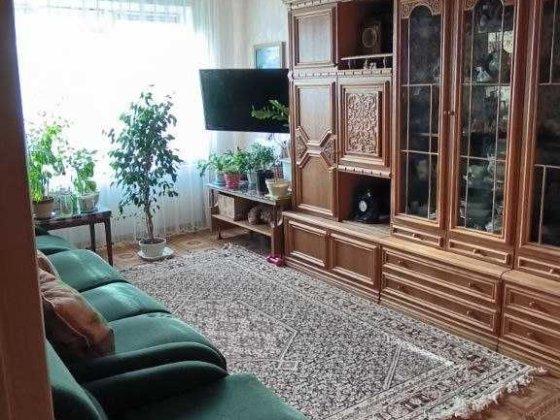 Продам трикімнатну квартиру Павлоград