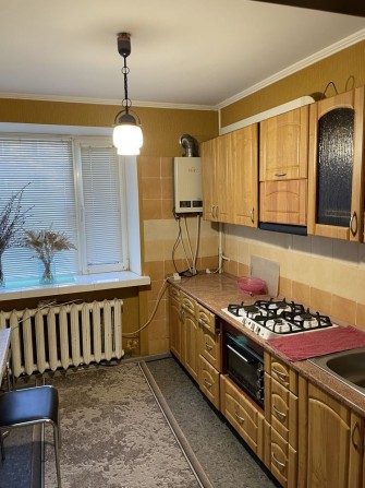 Продаж трикімнатної квартири - фото 1